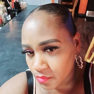 Meet your Posher, Joyce